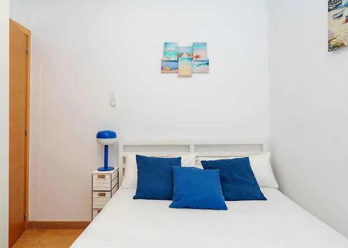 Comte Borrell شقة *