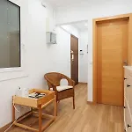 Comte Borrell Apartment